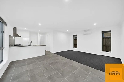 ਰਹਿਣ ਵਾਲਾ ਕਮਰਾ - 13 Overture Road, Strathtulloh, VIC 3338
