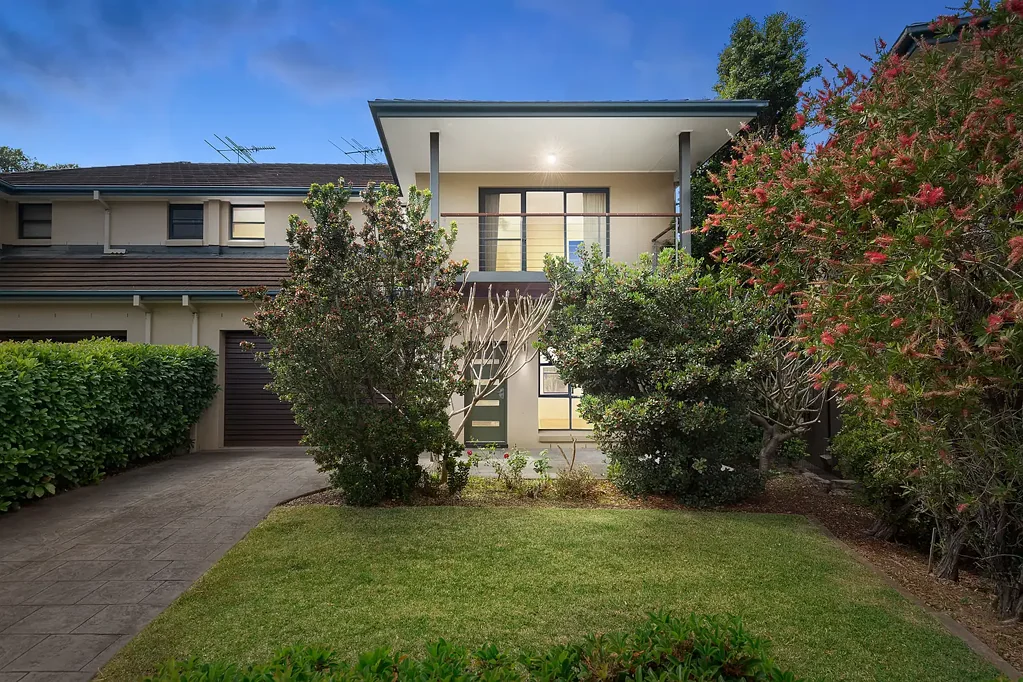 21 Dickson Place, Warriewood, NSW 2102
