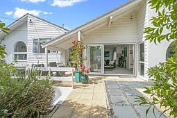 1/17 Cameron Street, Takapuna
