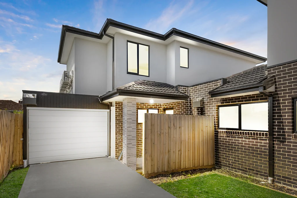 Clayton 4 Slaapkamer Contemporary Comfort, Effortless Family Living