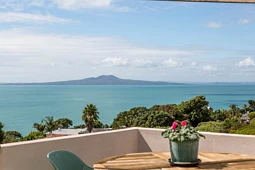 1/33 Sharon Road, Waiake