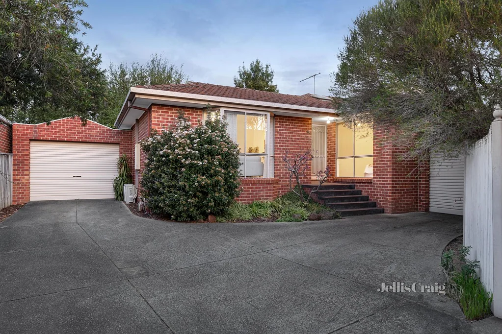 2/14 Munro Street, Macleod, VIC 3085