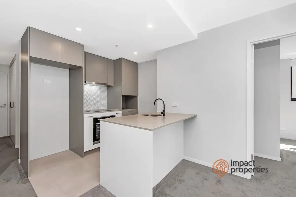 206/335 Anketell Street, Greenway, ACT 2900