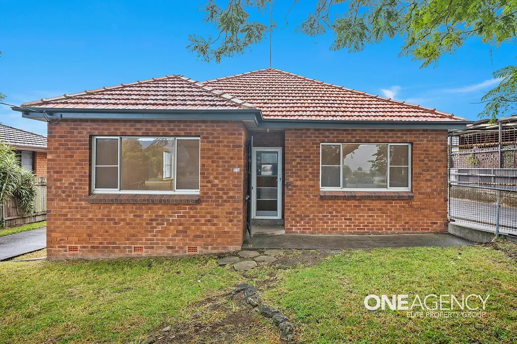 CENTRAL LIVING IN THE HEART OF DAPTO