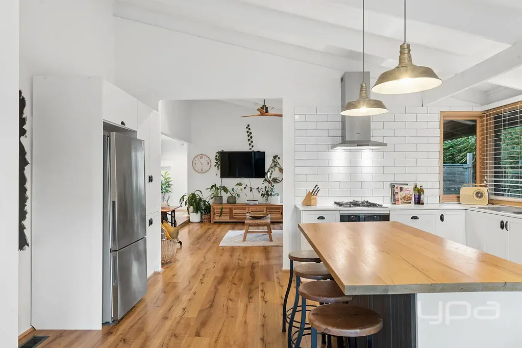 Rye 3Kwarto Light-Filled Coastal Living Moments from Tyrone Foreshore