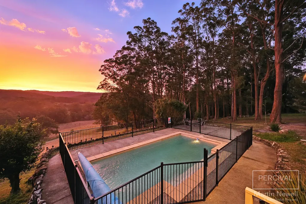 Lorne Escape to Lorne Valley -  3.79 ha (9.36 acre)