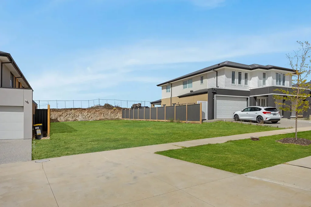 129 Elizabeth Drive, Sunbury, VIC 3429