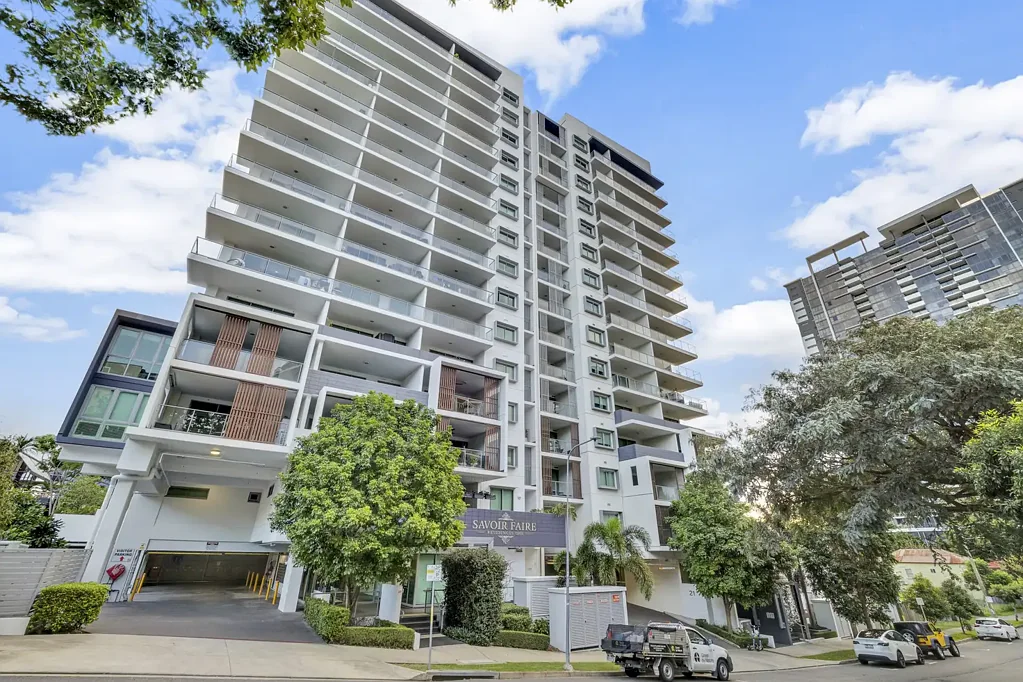 Milton 2ห้องนอน Contemporary Inner-City Living with Space, Style & Convenience