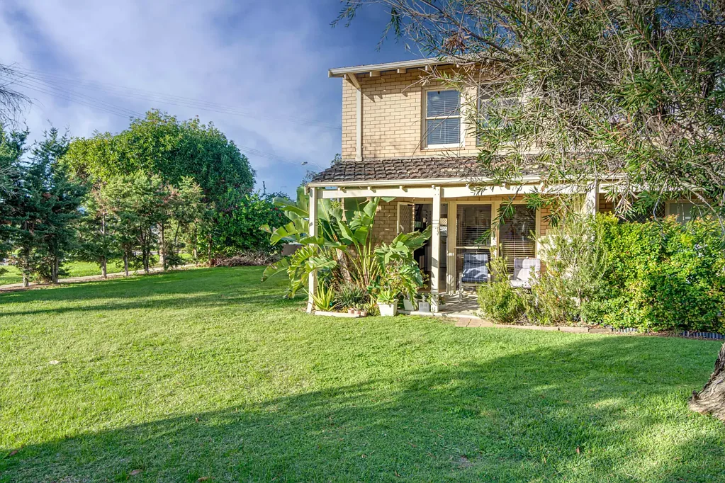 1/216 Swan Street, Yokine, WA 6060