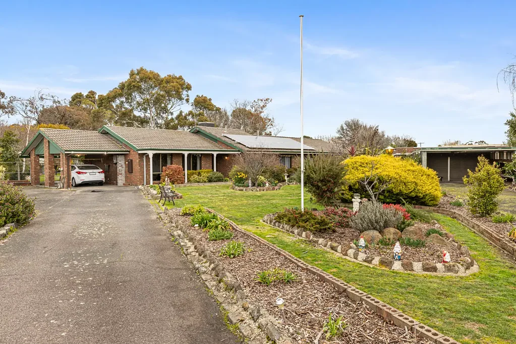 Delacombe 4房  Lifestyle Home in the Heart of Town