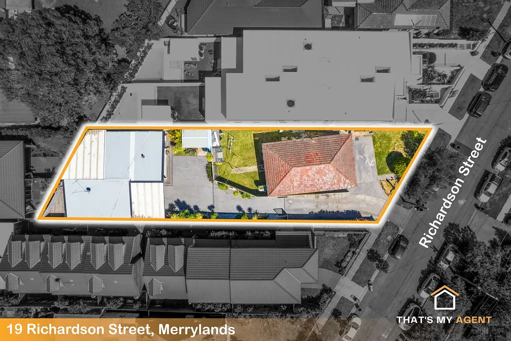 Merrylands 7침실 Dual Homes on 866m² | Prime R3 Zoning