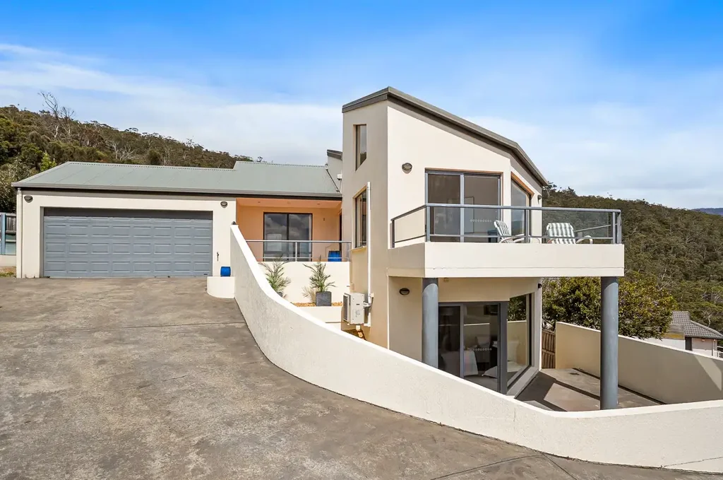 2/31 Marlborough Street, Sandy Bay, TAS 7005