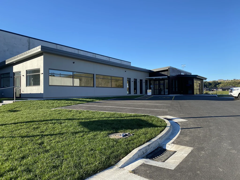 Kaimai Industrial premises with offices