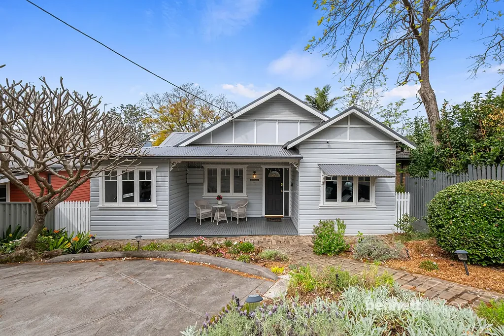 Kurrajong 4Zimmer EXPANSIVE OUTDOOR ENTERTAINING WITH MAGNIFICENT VIEWS