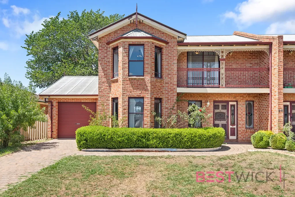 2/28 Dees Close, Gormans Hill, NSW 2795