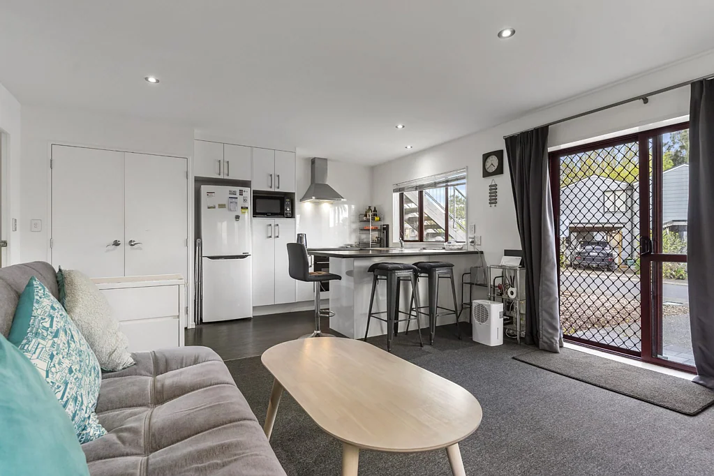 Modern One-Bedroom in Papatoetoe