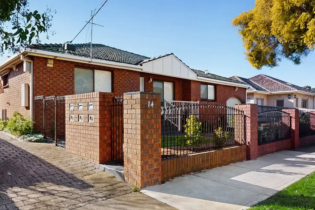 Exclusive Living in a Prestigious Essendon Pocket