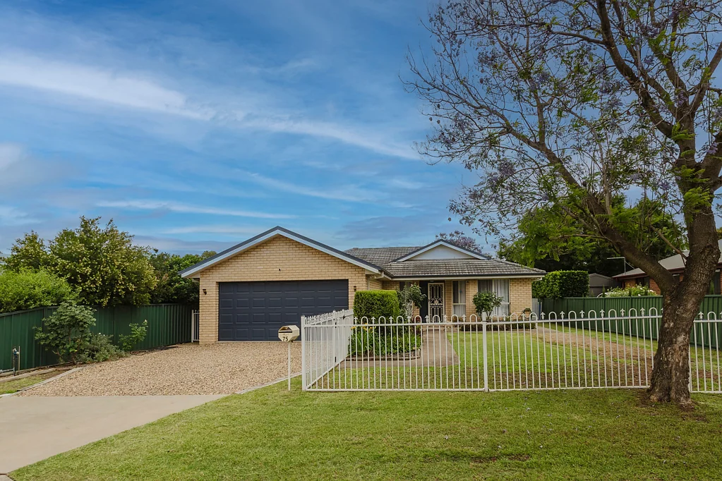 75 Scott Street, Scone, NSW 2337