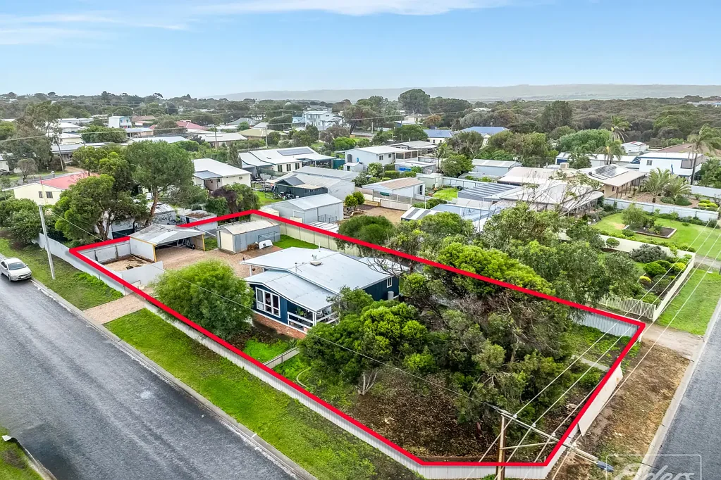 Goolwa Beach 2Kwarto Charming Coastal Cottage on a Large Corner Allotment