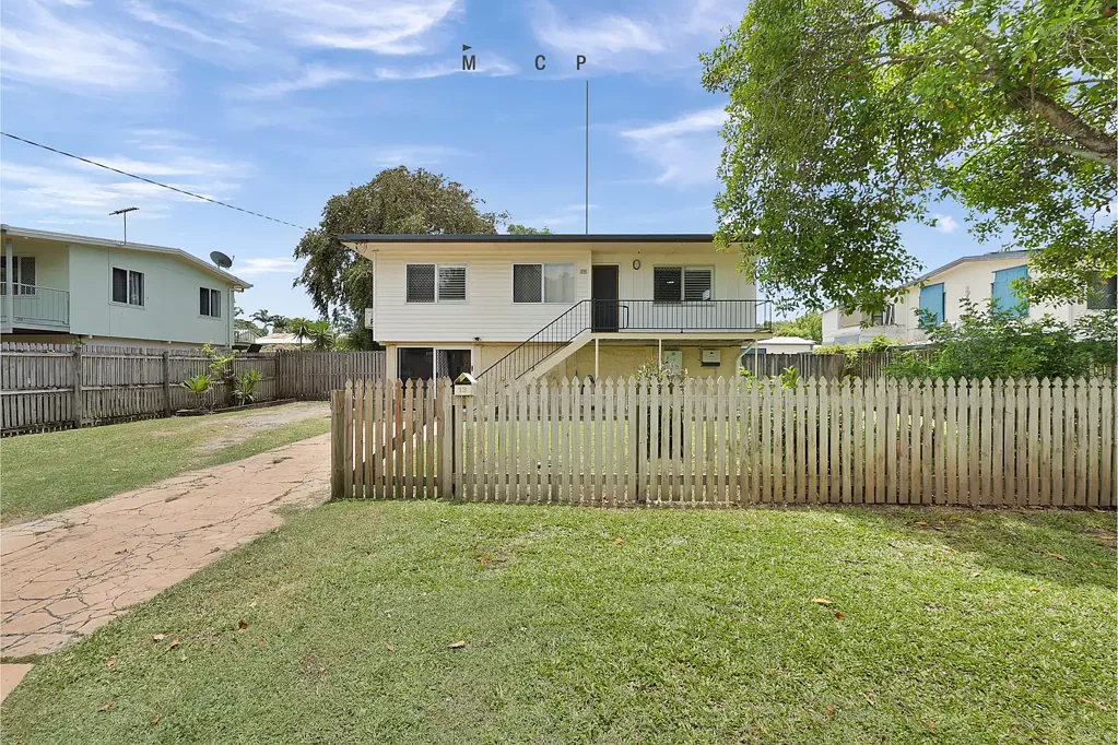 13 Crane Street, Slade Point, QLD 4740