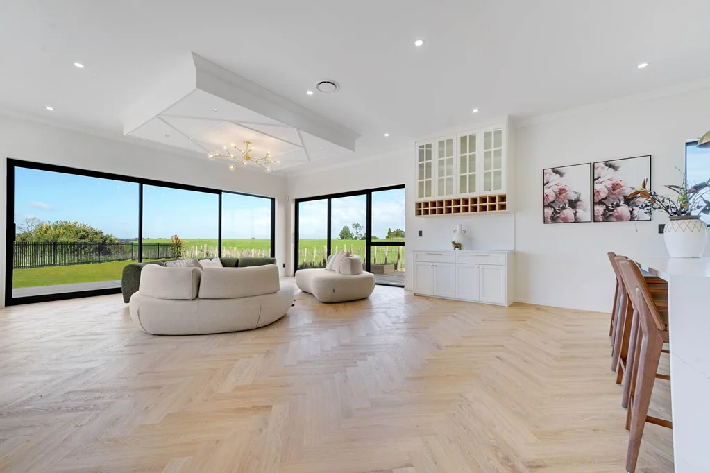 Karaka 6غرفة نوم A Rare Urban Sanctuary with Designer Living