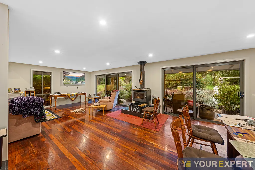 Cranbourne South 3chambre Lifestyle in Nature's Pocket with 17.81 Acres, Great Location!