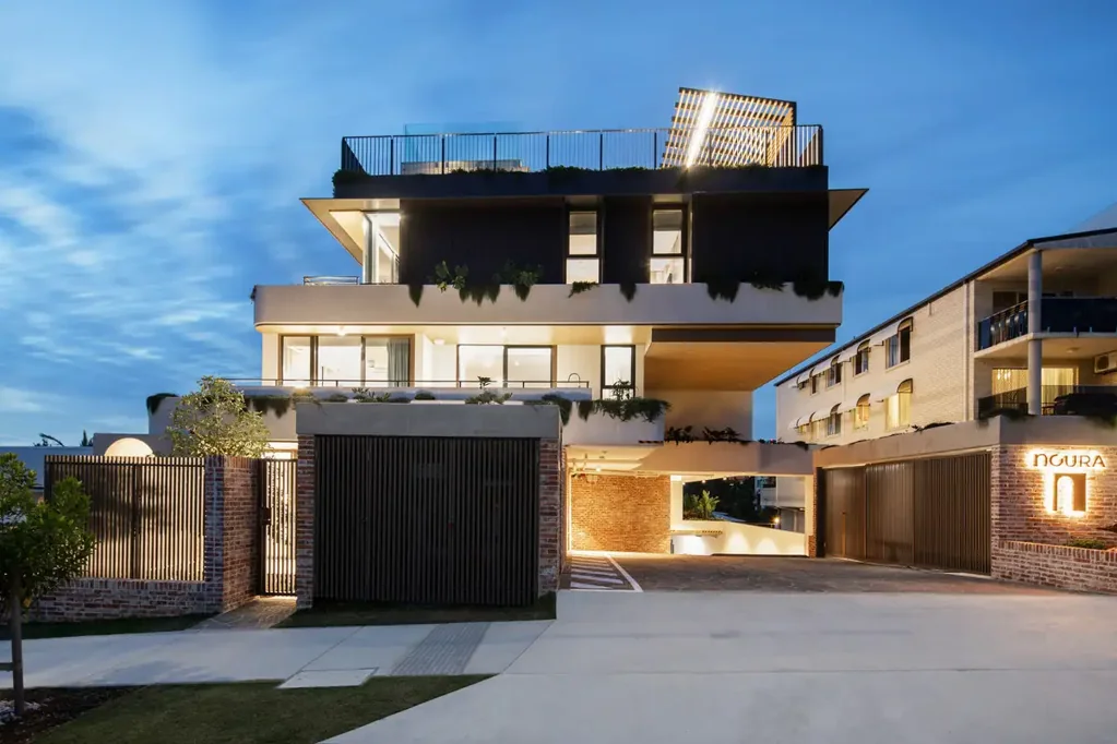 Highgate Hill 3Moenga Elevated inner city living at its finest.