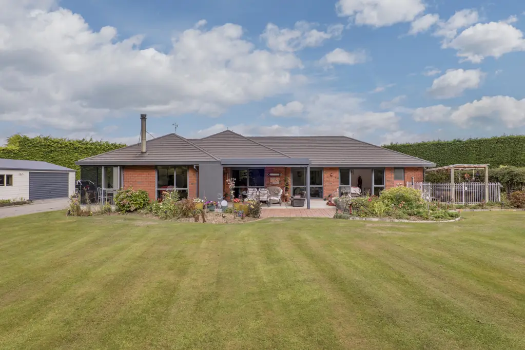 Dunsandel  Lifestyle, land, location
