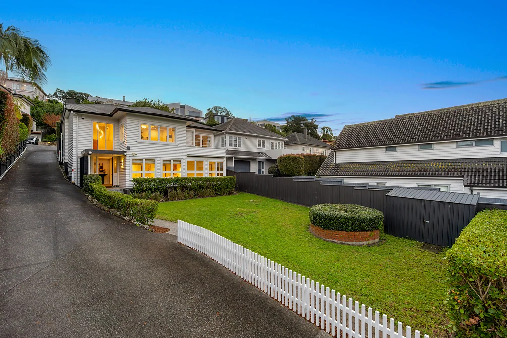Remuera 4chambre Character Charm in Prime Double Grammar Zone