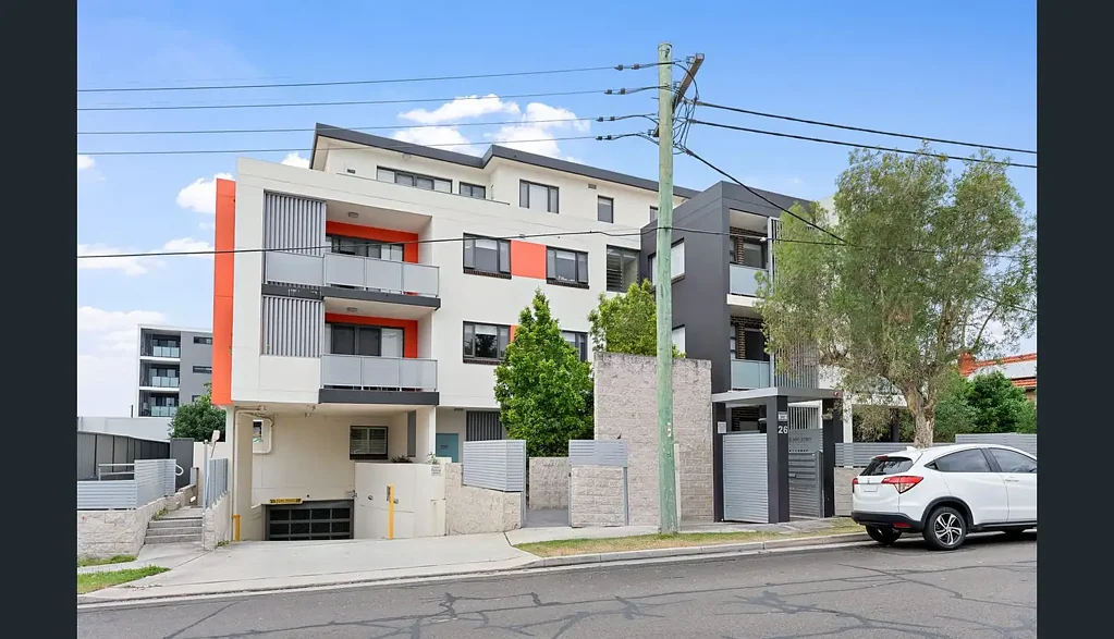 Belmore 2 Bedroom TASTEFULLY RENOVATED 2 BEDROOM UNIT IN THE HEART OF BELMORE