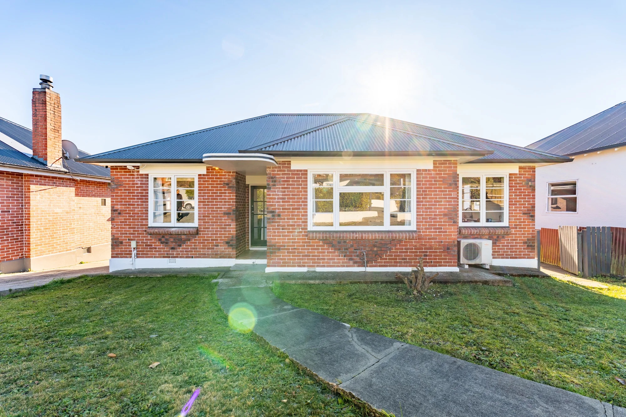 Highfield 3房  Solid Brick. Sunny Setting. Endless Potential.