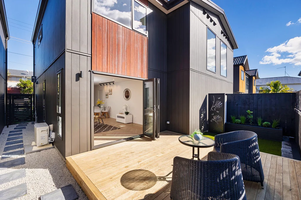 Mount Albert 3部屋 Boutique Style. Premium Location. Brand New Living