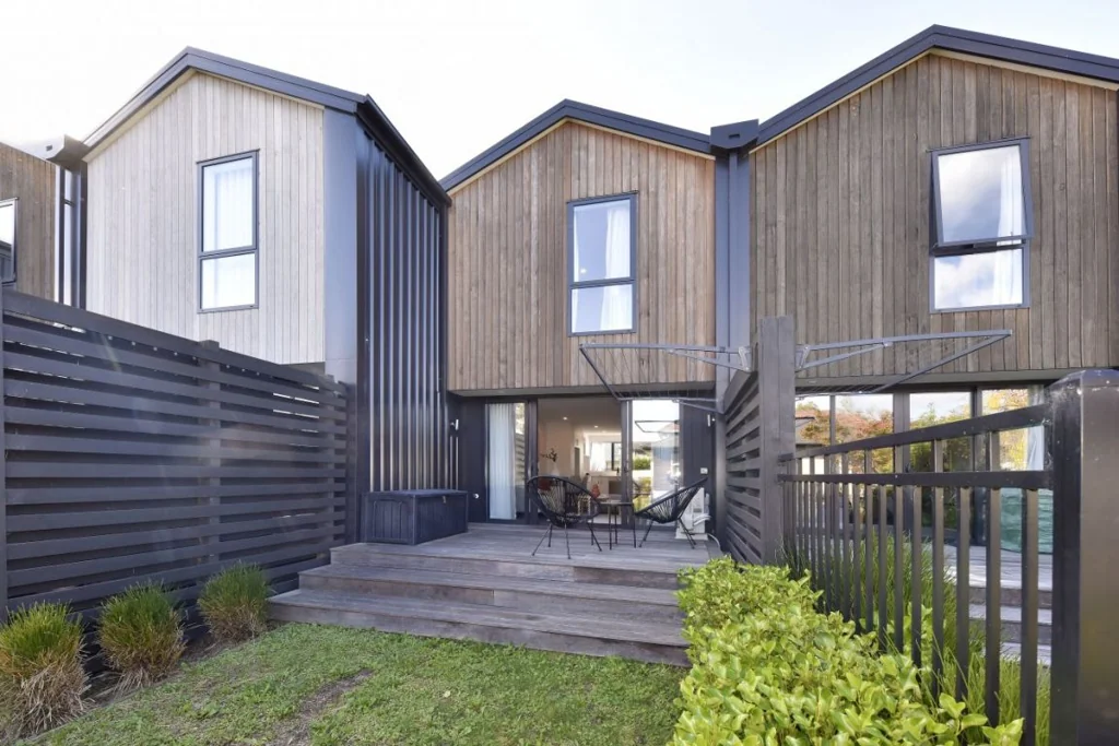 Saint Albans 2कमरा Price Reduction!  Owner wants sold!