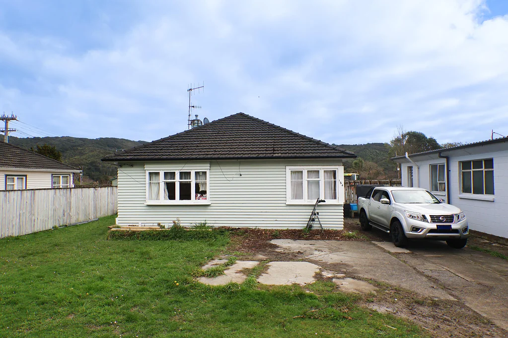 Wainuiomata 3房  Mortgagee sale - Make your move