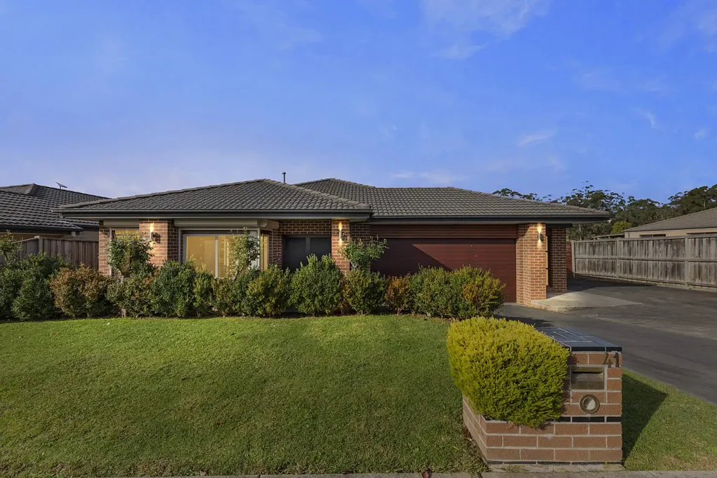 Drouin 4ห้องนอน Large Family Home, Quiet Location and a Shed for the Toys