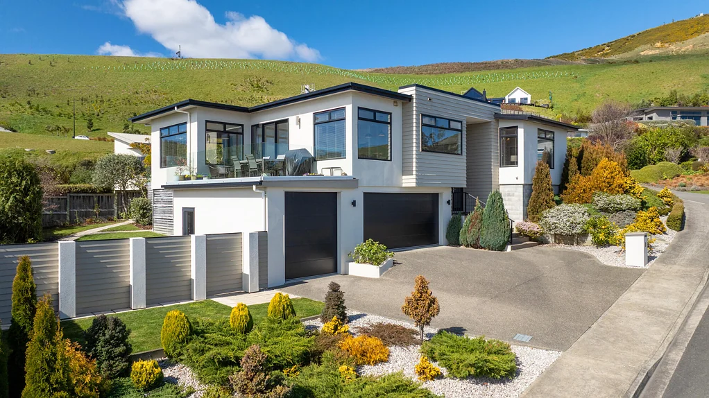 Atawhai 4침실 Four Bedrooms, Sea Views & Three-Car Garaging