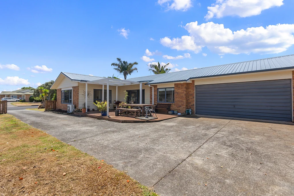 684 Gloucester Road, Papamoa Beach, Tauranga, Bay of Plenty