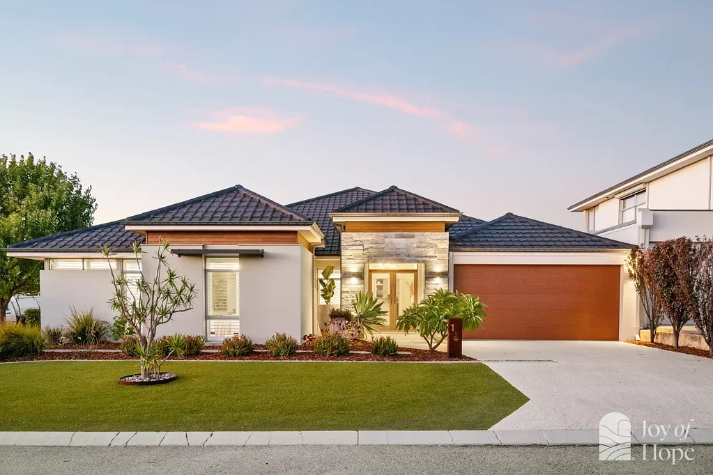 1 Larvotto Turn, Burns Beach, WA 6028