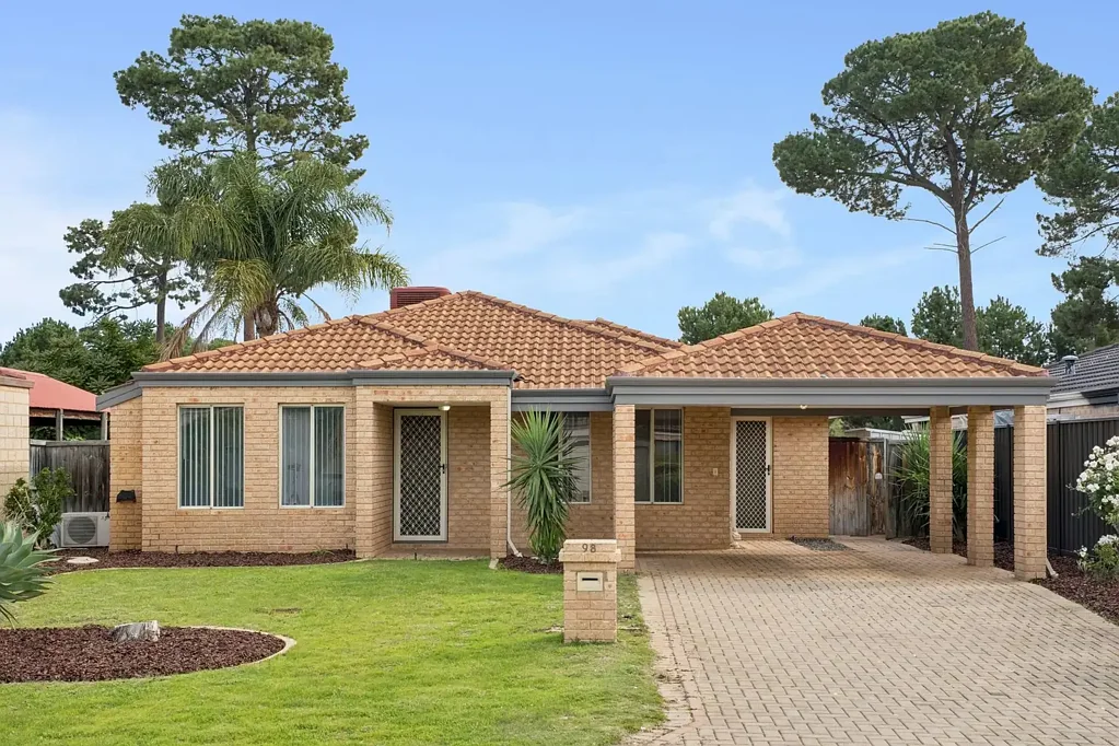 Ellenbrook 4 Bedroom Move-in ready — fresh, spacious and waiting for you
