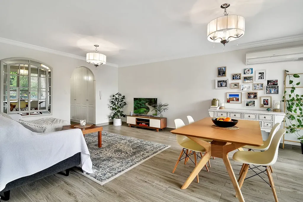 Spacious, renovated three bedroom apartment