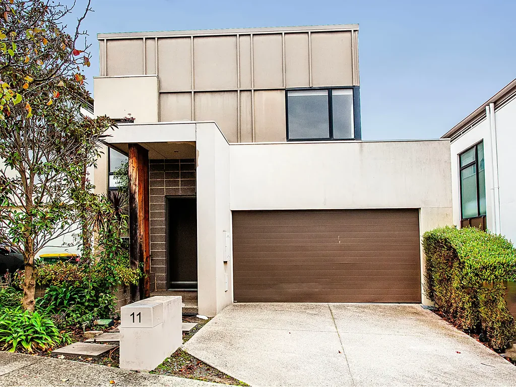 Modern Four Bedroom Townhouse