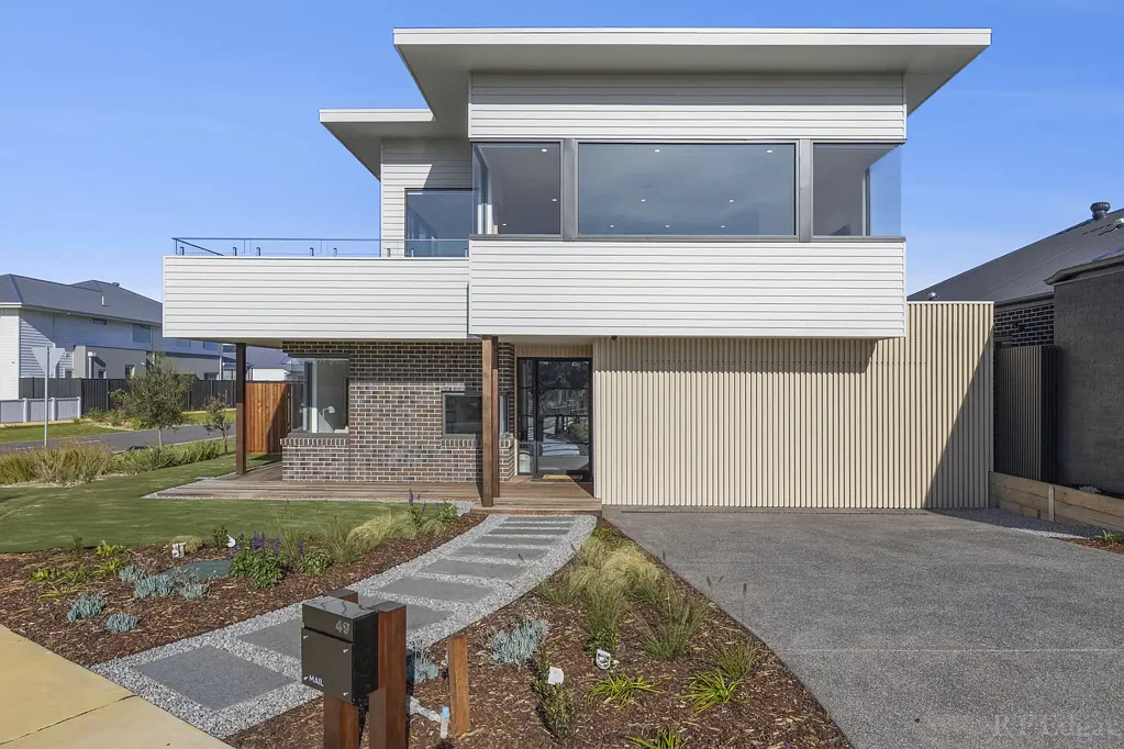 Point Lonsdale 4chambre Exceptional Custom-Built Home with Breathtaking Views