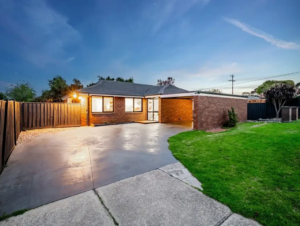 - PEARCEDALE ROAD -