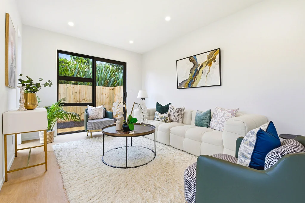 Silverdale 4房  Modern 4 Bed Home, Prime Silverdale