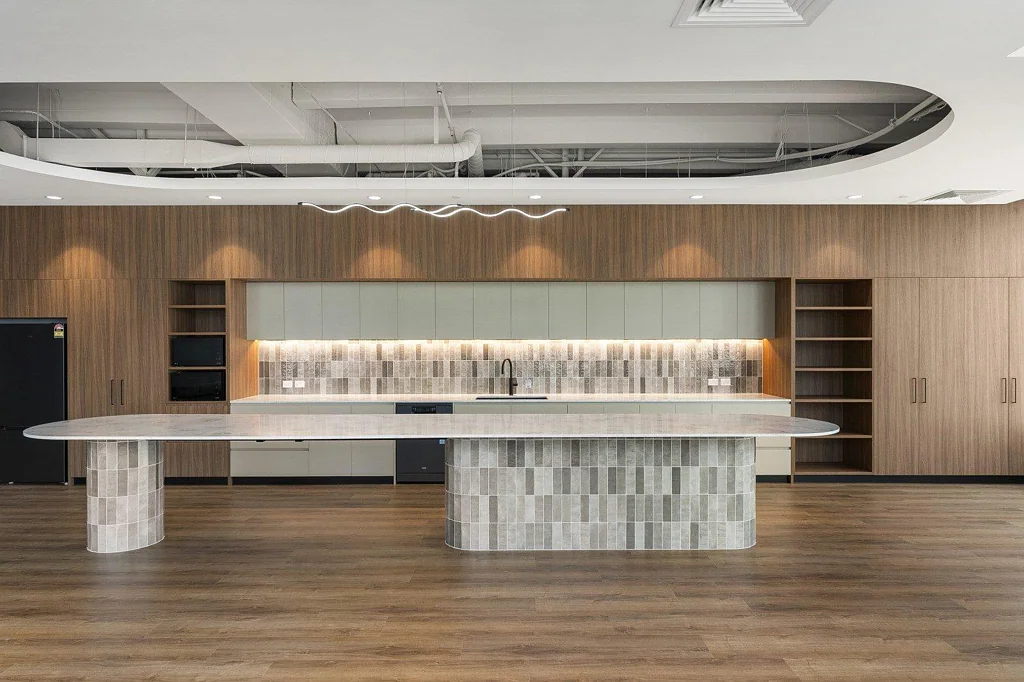 Auckland Central  CBRE - NEW & EFFICIENT SPEC SUITE