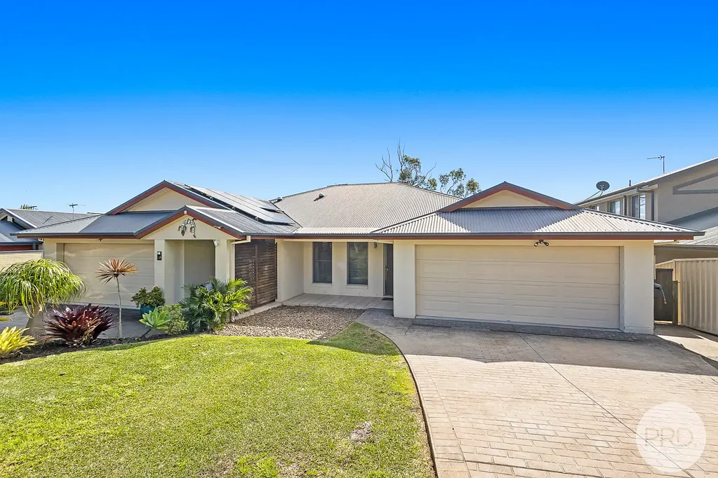 Corlette 4 Bedroom Spacious Family Home in the Heart of Corlette