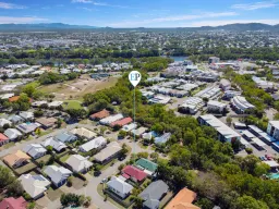 22 Honeyeater Circuit, Douglas