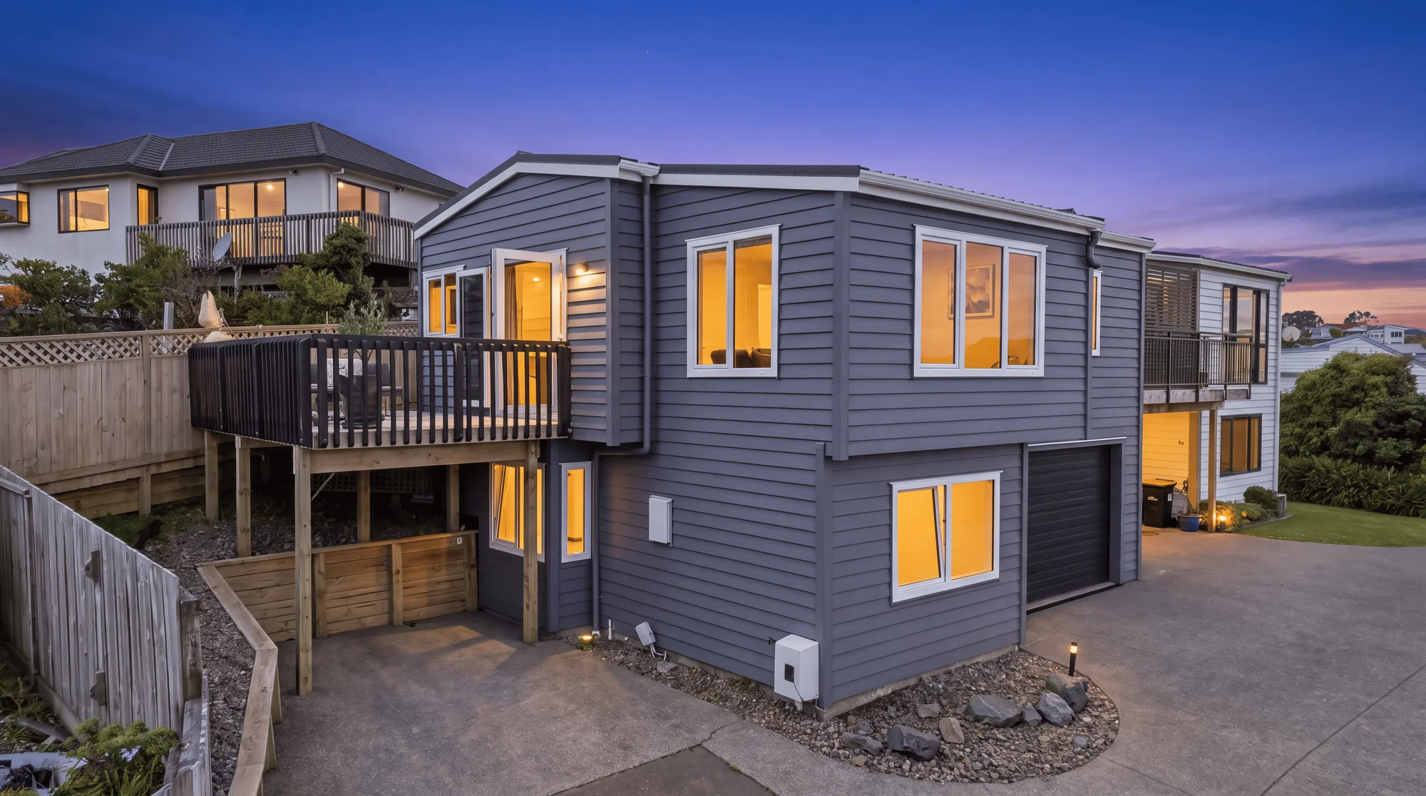Paparangi 3房  Sun, Views & Effortless modern Living!