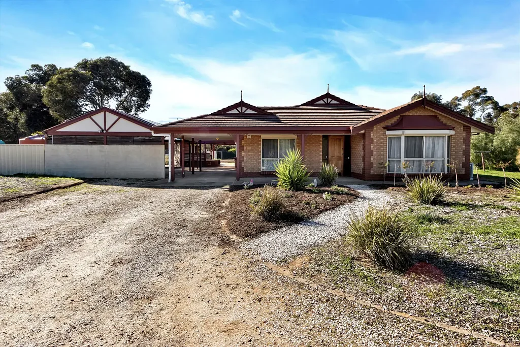 4 Harniman Road, Lewiston, SA 5501