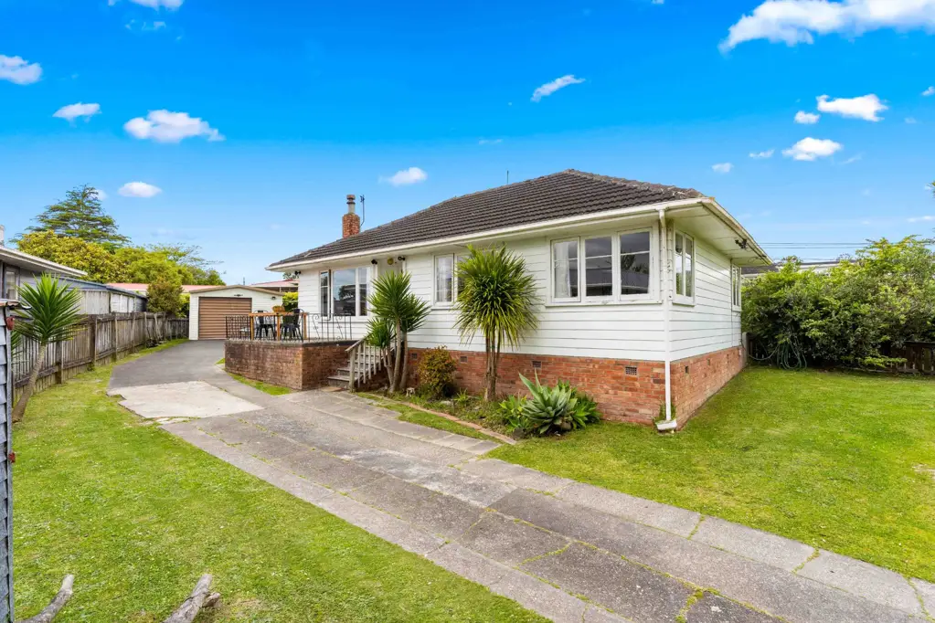 Te Atatu South 3房  1st HOME BUYERS - RENOVATORS - INVESTORS